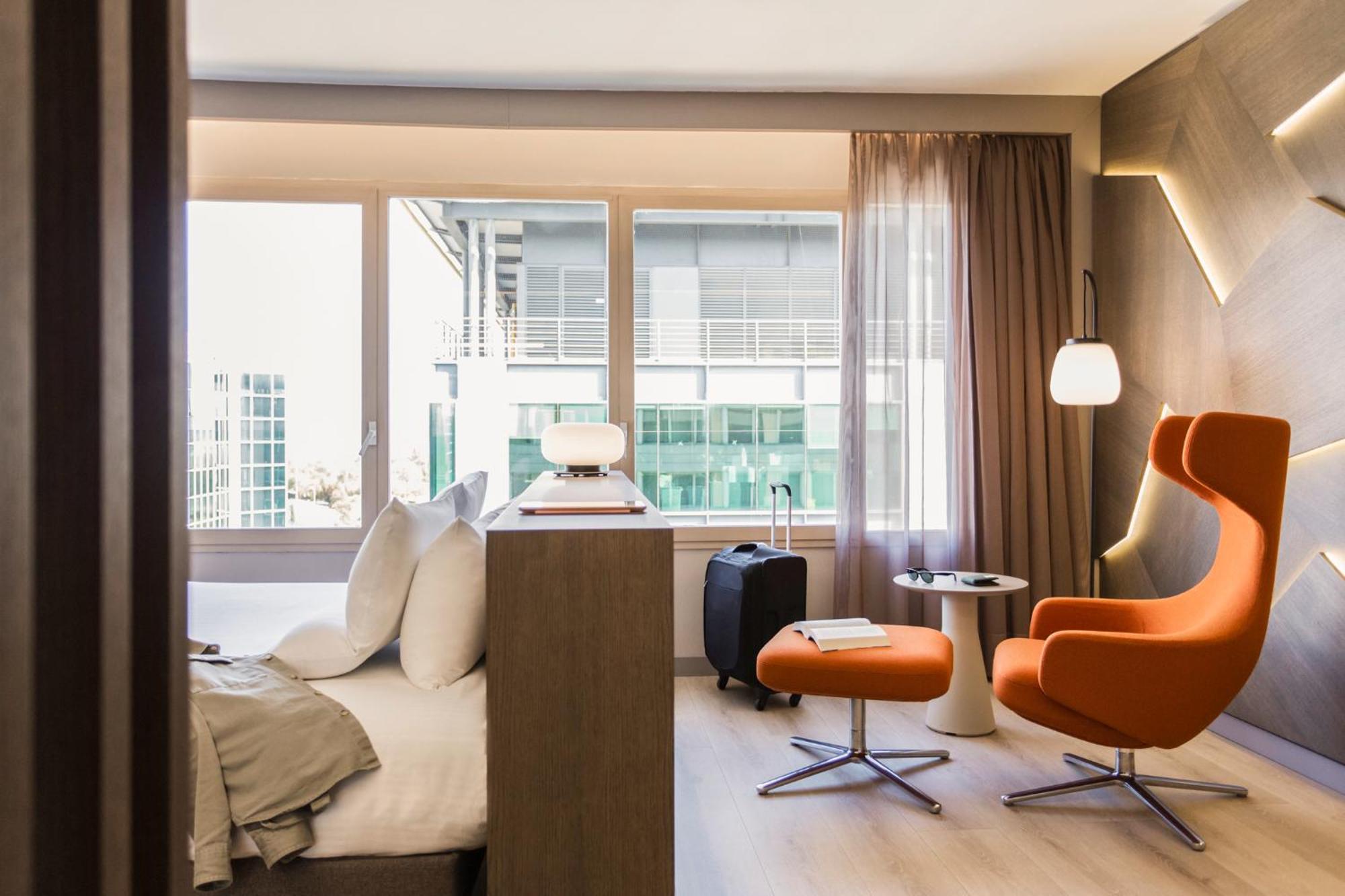 Suite Júnior con cama grande - Edificio Plaza